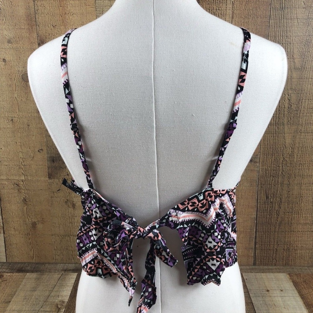 Express Geometric Pattern Halter Top Bh22 - image 2
